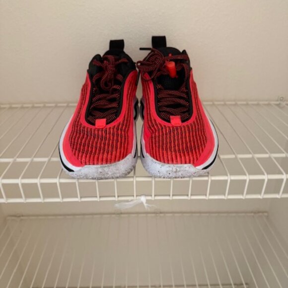 Air Jordan 36 Low Pf Infrared, size M 10.5 - Picture 4 of 6